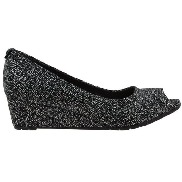 Clarks Vendra Daisy Wedge Peep Toe Shoe - Picture 5 of 5